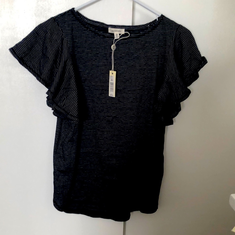 Striped top, short bell sleeves. Size Extra Small